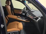 BMW X7-7
