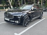 Volvo XC90-1