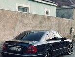 Mercedes E 280-11