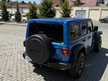 Jeep Wrangler-12