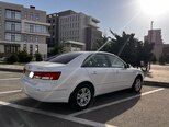 Hyundai Sonata-4