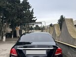 Mercedes E 220 d-2