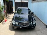 Mercedes E 220-1
