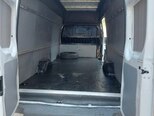 Ford Transit-9