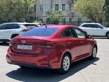Hyundai Accent-7