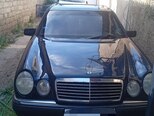 Mercedes E 280-1