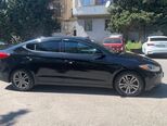 Hyundai Elantra-8