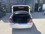 Mercedes E 220-11