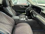 Hongqi HS5-8