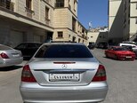 Mercedes E 220-4