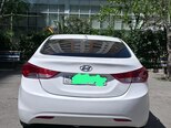 Hyundai Elantra-2