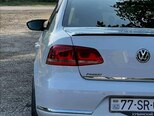Volkswagen Passat-5