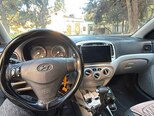 Hyundai Accent-6