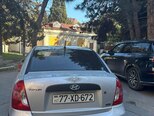 Hyundai Accent-4