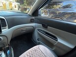 Hyundai Accent-7
