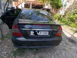 Mercedes E 220-2