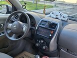 Nissan March-10