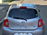Nissan March-9