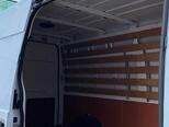 Ford Transit-7