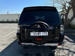 Mitsubishi Pajero-2