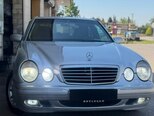 Mercedes E 270-12