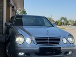 Mercedes E 270-11