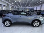 Toyota C-HR-4