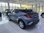 Toyota C-HR-6