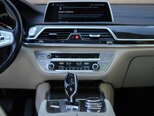 BMW 740-9