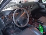 Mercedes E 220-7