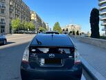 Toyota Prius-4