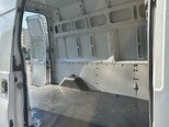 Ford Transit-11