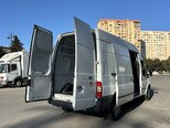 Ford Transit-13