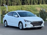 Hyundai Elantra-4