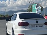 Volkswagen Jetta-3