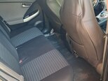 Toyota Prius-8