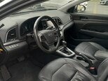 Hyundai Elantra-13