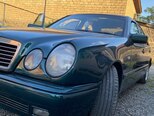 Mercedes E 200-8