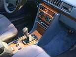 Mercedes 250 D-7