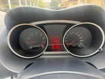 Mitsubishi Outlander-5