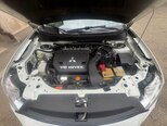 Mitsubishi Outlander-6