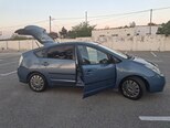 Toyota Prius-12