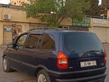 Opel Zafira-6