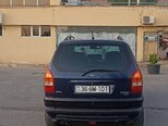 Opel Zafira-4