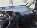 Opel Zafira-12