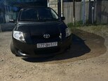 Toyota Auris-1