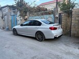 BMW 330e-7