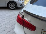 BMW 330e-13
