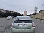 Toyota Prius-4