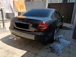 Mercedes E 200-5